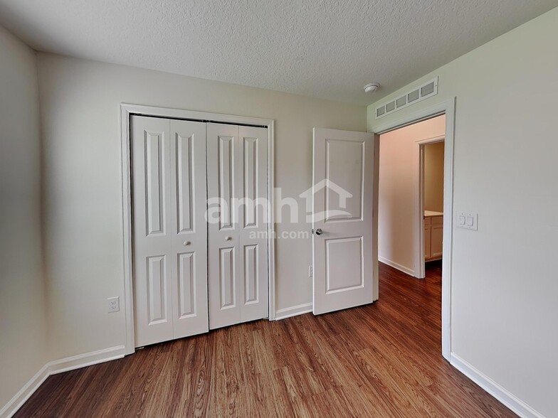 Building Photo - 4385 Seven Canyons Dr