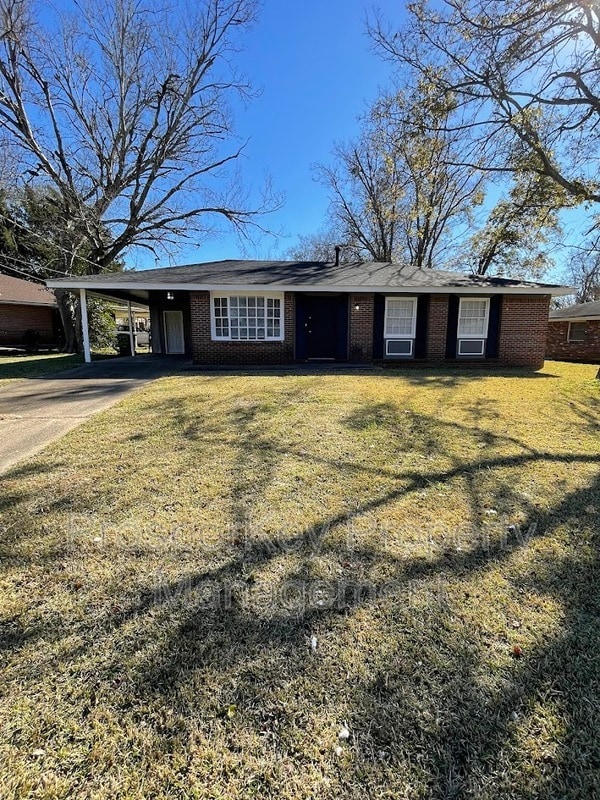 Building Photo - 322 Upton Rd