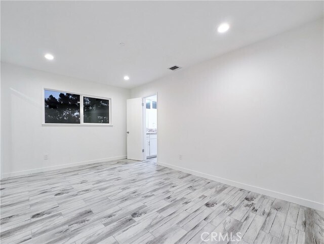 Building Photo - 12319 Woodley Ave