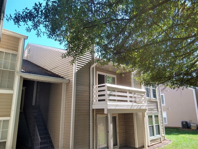 Primary Photo - 9607 Vinca Cir