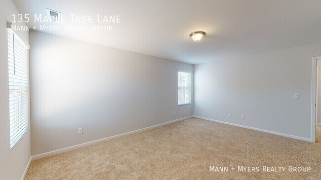 Building Photo - 135 Maple Tree Ln