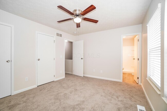 Building Photo - 3183 Innisbrook Ct