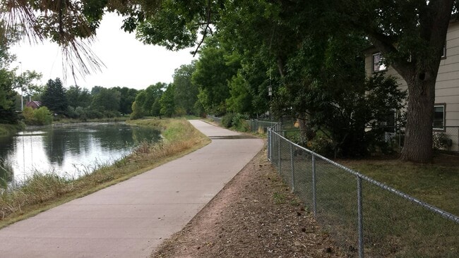 Building Photo - 1537 Edora Road