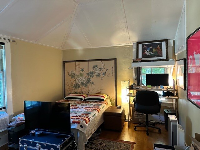 Building Photo - 222 D St