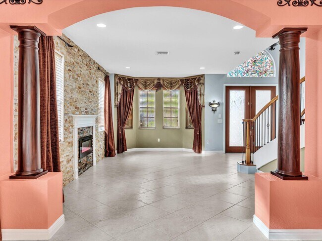 Building Photo - 6614 Marbletree Ln