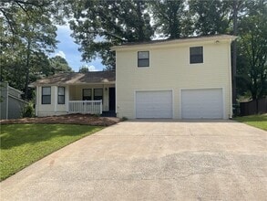 Building Photo - 4858 Chapelle Ct