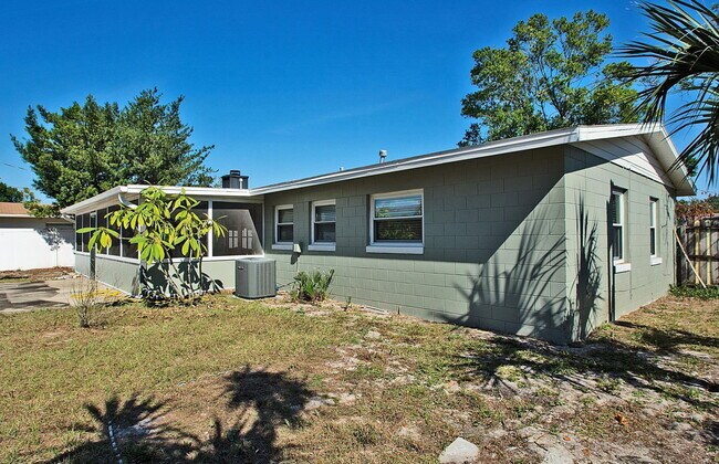 Building Photo - 44 S Cortez Ave