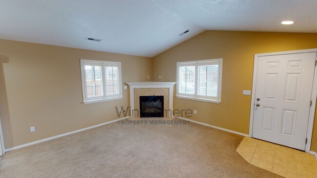 Building Photo - 1233 Southwest Carver Street