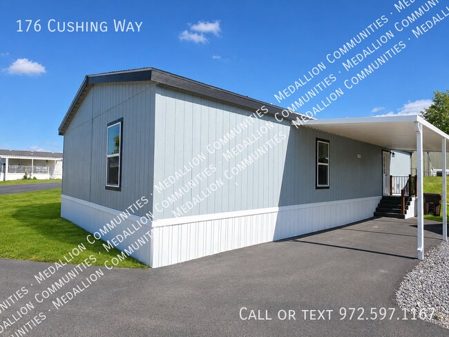 Building Photo - 176 Cushing Way