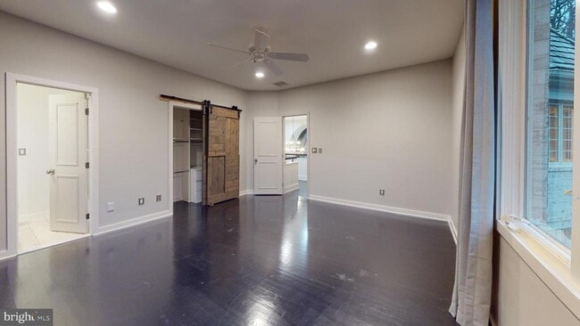 Building Photo - 9629 Eagle Ridge Dr