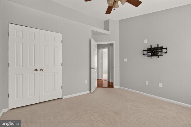 Building Photo - 12825 Fair Briar Ln