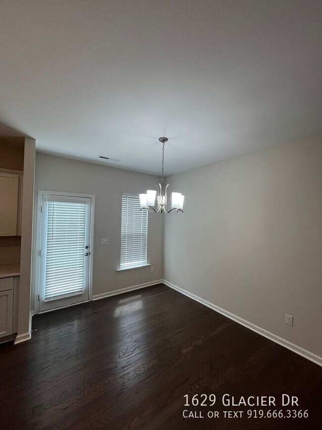Building Photo - 1629 Glacier Dr