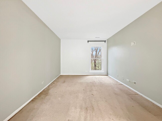 Building Photo - 1978 Kenilworth Cir