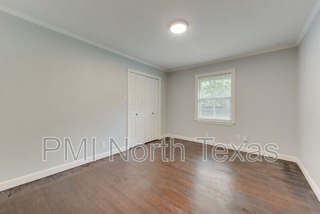 Building Photo - 9580 Magnolia Rd