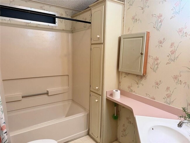 Building Photo - 4637 Belle Grove