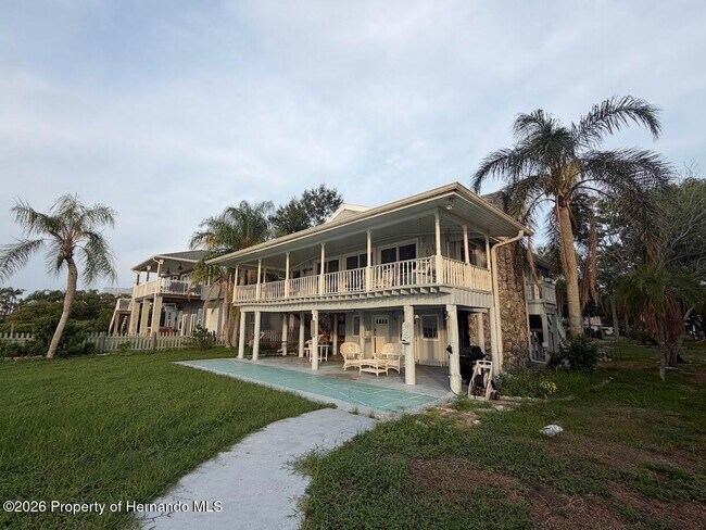 Building Photo - 2007 Gulfview Dr
