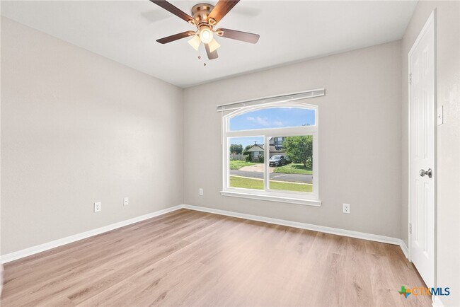 Building Photo - 2703 Fieldstone Dr