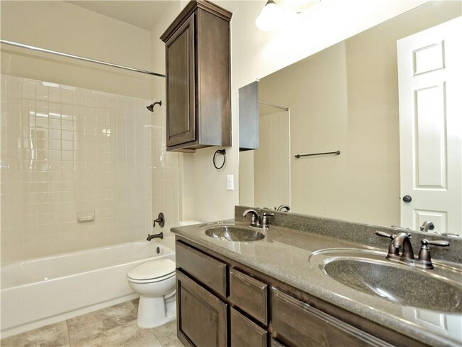 Building Photo - 120 W Adelanta Pl