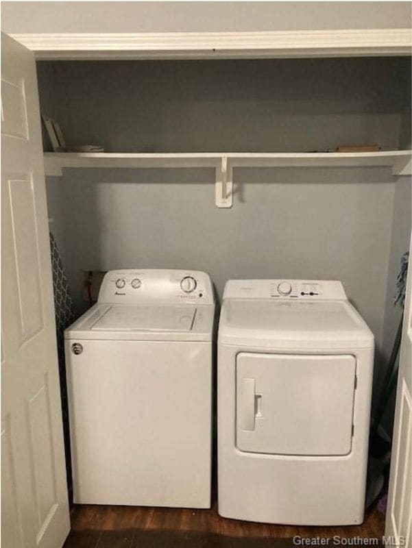 Building Photo - 2727 3rd St