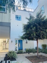 Building Photo - 1811 S Mesa St