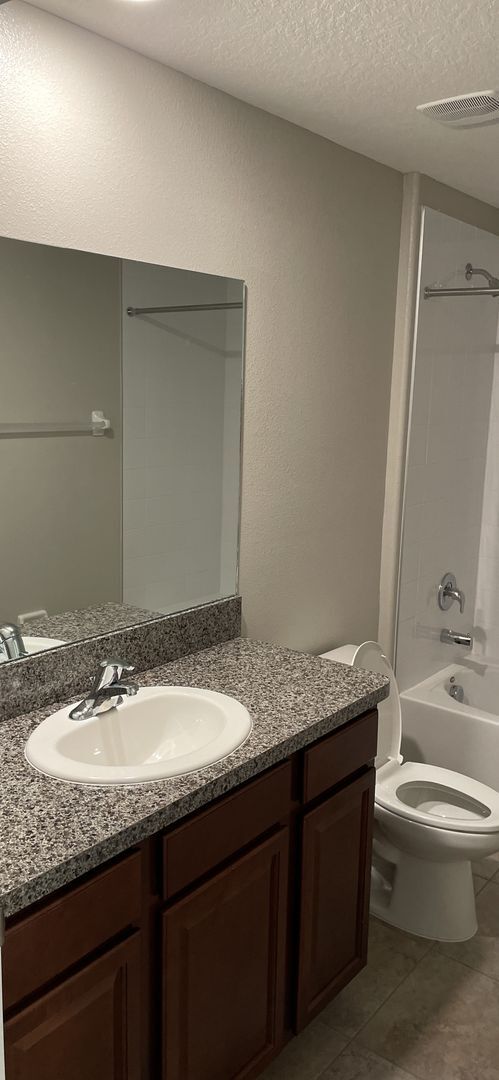 Building Photo - 7419 Rosy Periwinkle Ct