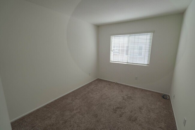 Building Photo - COMING SOON! The Palisades -  3 Bedroom Townhome for Rent in Stevenson Ranch!