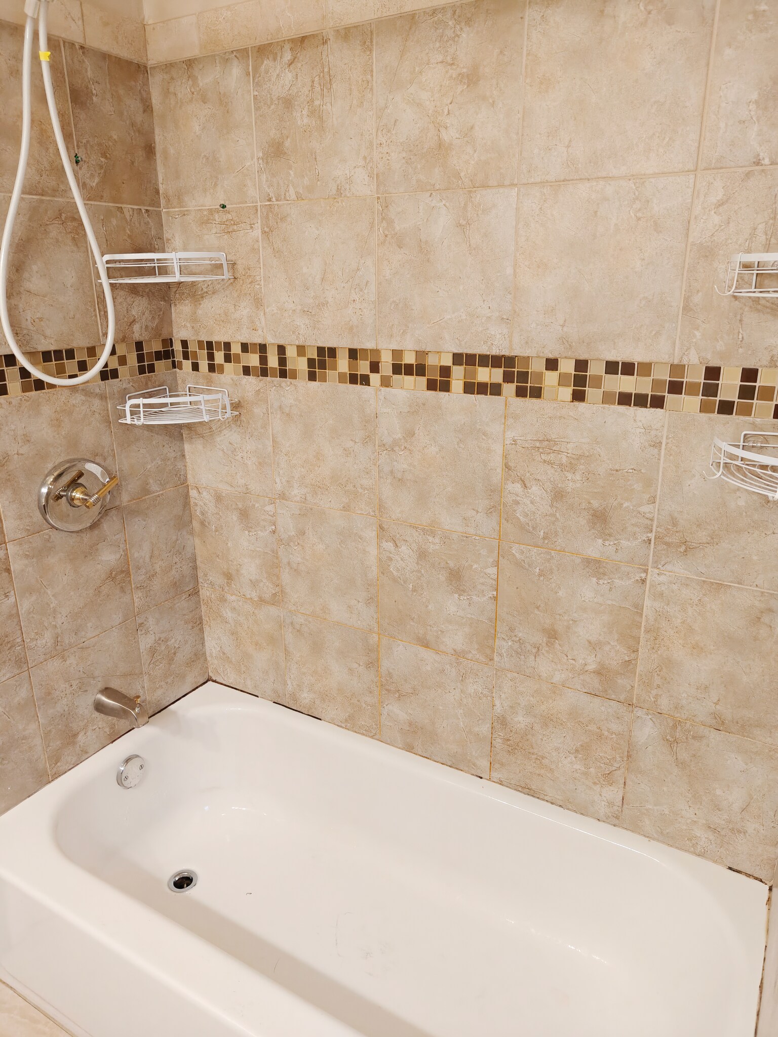 Building Photo - 3149 S Emerald Ave