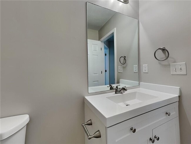 Building Photo - 364 Nunnally Dr