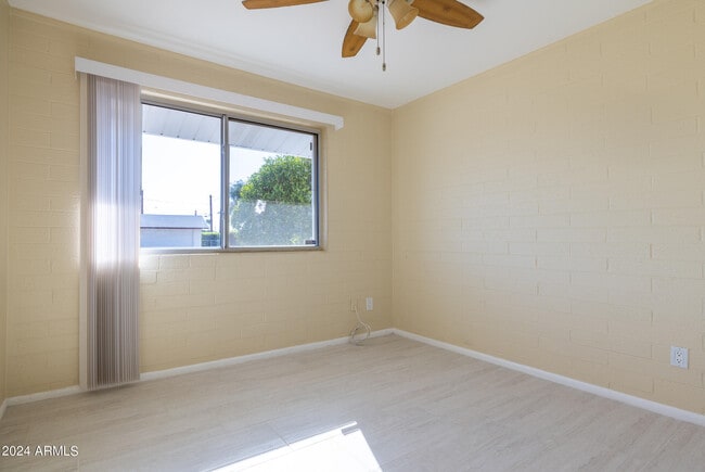 Building Photo - 12208 N Pebble Beach Dr