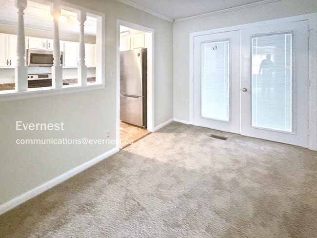 Building Photo - 1518 Claret St