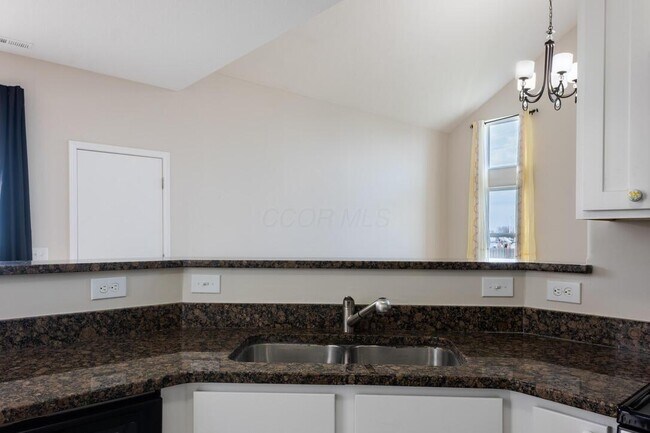 Building Photo - 5630 Alliance Way