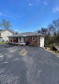Building Photo - 2 Bed, 2 Bath *GET HALF OFF YOUR FIRST MO...