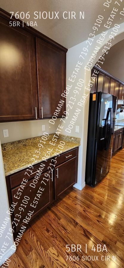 Building Photo - 7606 N Sioux Cir