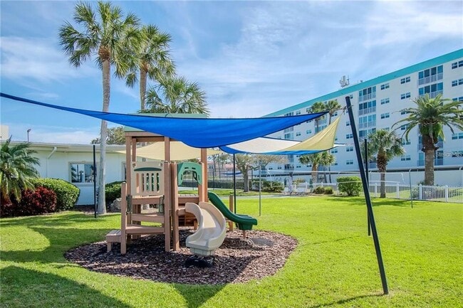 Building Photo - 10351 Regal Dr