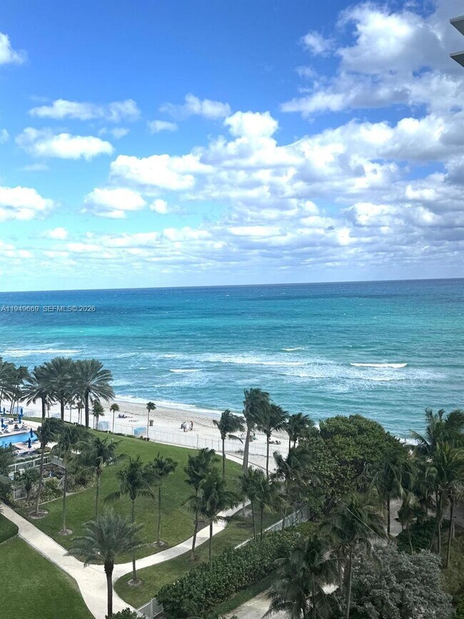 Building Photo - 19201 Collins Ave