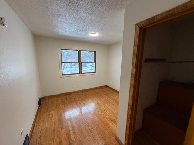 Building Photo - 10 Fruitland Dr