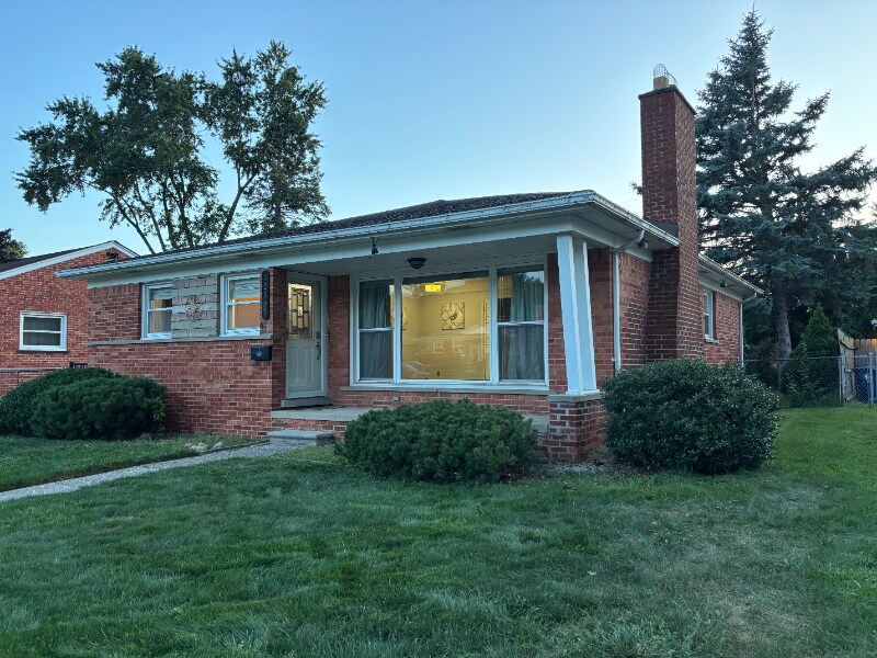 Building Photo - 12939 Brady
