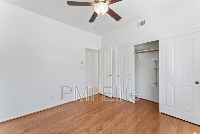 Building Photo - 2814 Caruso Ln