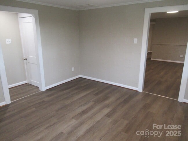 Building Photo - 7510 Palm Tree Church Rd