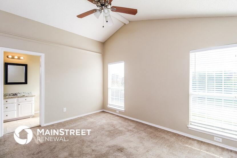 Building Photo - 1801 Spanish Trail