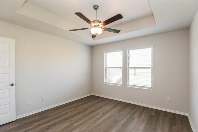 Building Photo - 24942 Aconite Ln