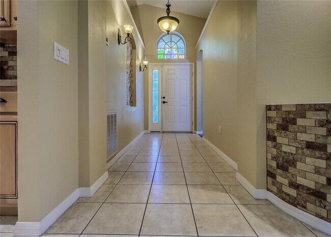 Building Photo - 18904 Nest Fern Cir