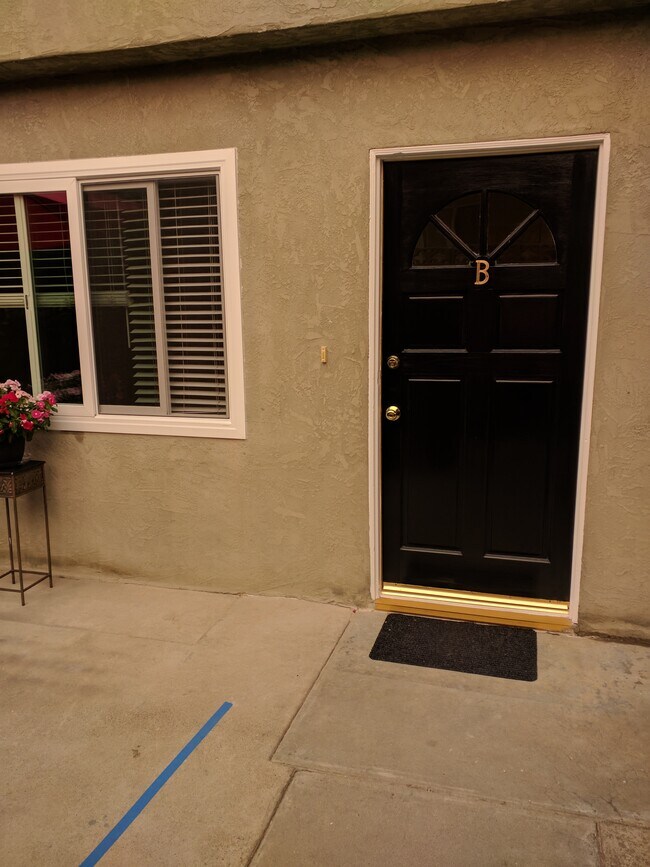 Front Door, Private Patio - 2206 Graham Ave