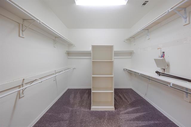 Building Photo - 1024 Mufasa Ln