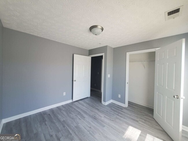 Building Photo - 17301 Waldrop Cove