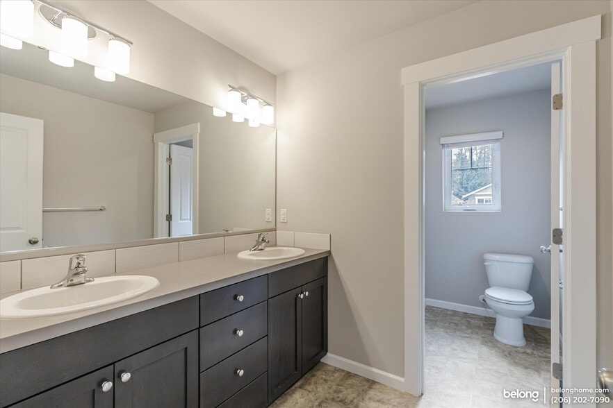 Building Photo - 10017 7th Place SE