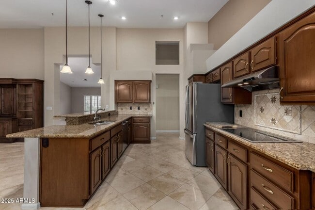 Building Photo - 4 Bedroom 2 Bathroom Scottsdale Ranch Home