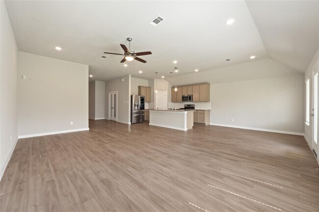 Building Photo - 8635 Jetty Glen Dr