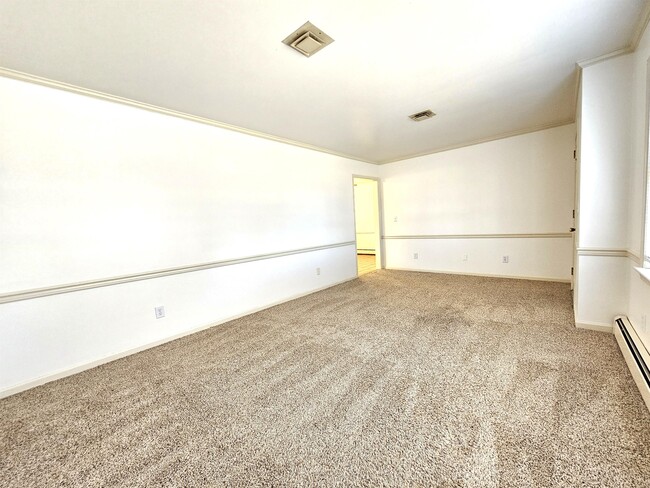 Building Photo - 27820 Crooked Oak Ln