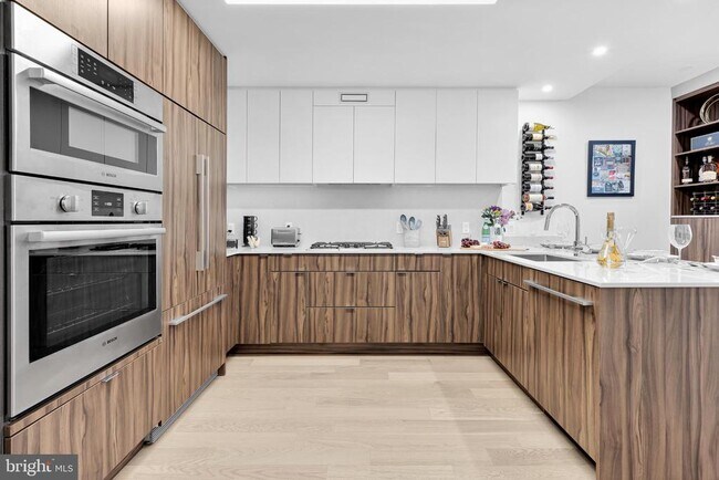 Building Photo - 37 L St SE